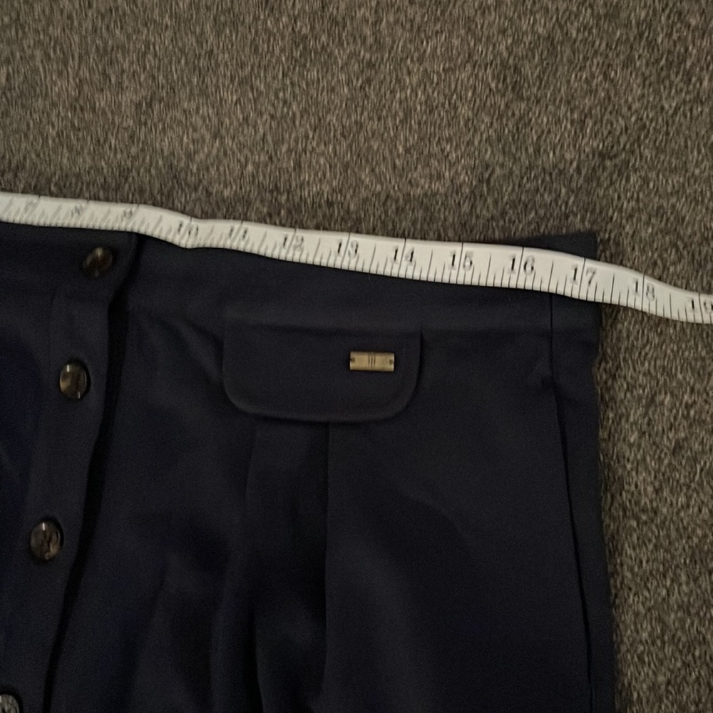Tommy Hilfiger skirt. Size XL - Picture 5 of 5